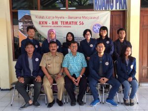 Kegiatan KKN Mahasiswa UNAIR di Keluarahan MAnukan Wetan