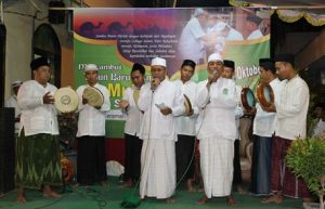 Ketua Panitia H.Sumeli dan Albanjari Masjid Al-Ikhlas