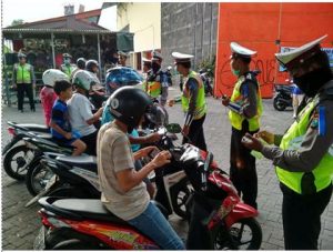 Giat operasi yang dilaksanakan Satlantas Polres Probolinggo kota, juga menyisir kalangan pelajar