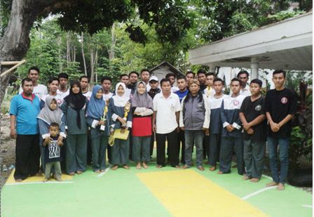 foto bersama Siswa perguruan pencak silat Jihatsu