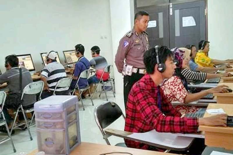 Ujian teori pembuatan SIM