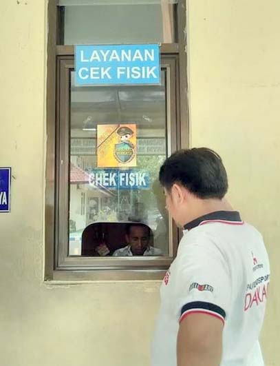 Layanan cek fisik Samsat Kraksaan.