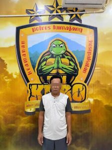 SND, Mantan Kades Wonoayu - Ranuyoso saat diamankan tim kuro polres lumajang